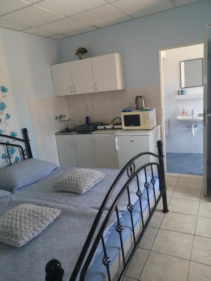 Hodosi Apartman Leilighet Veľký Meder Eksteriør bilde